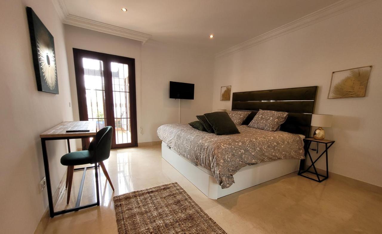 ماربيا Beach And Golf Resort La Perla Miguel Adults Only المظهر الخارجي الصورة