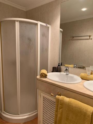 ماربيا Beach And Golf Resort La Perla Miguel Adults Only المظهر الخارجي الصورة